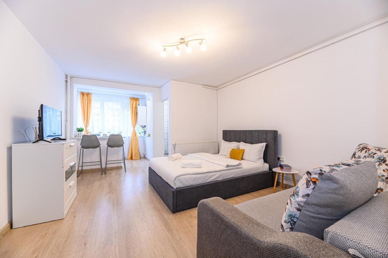 Jad - Family - Studios - Soarelui 8 Braşov Exteriör bild