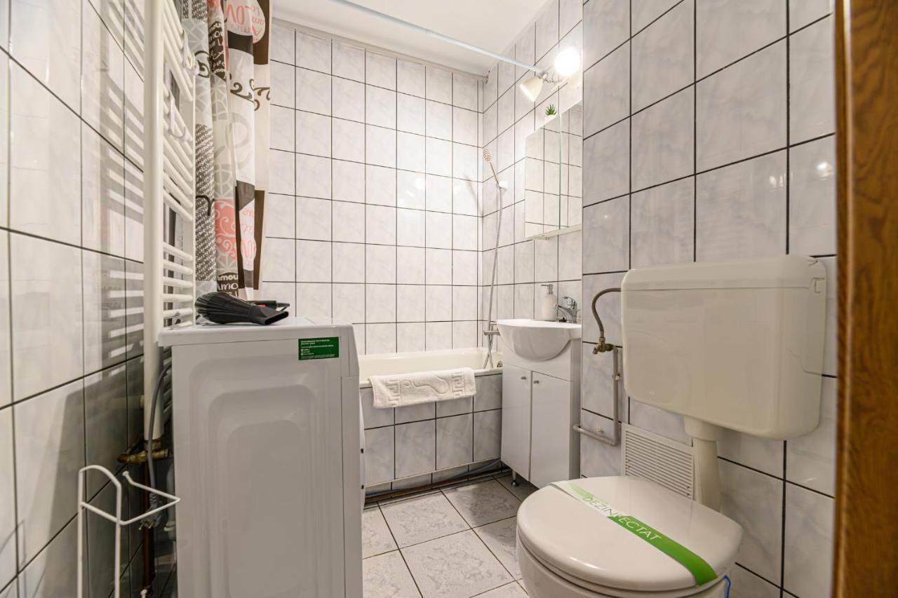 Jad - Family - Studios - Soarelui 8 Braşov Exteriör bild