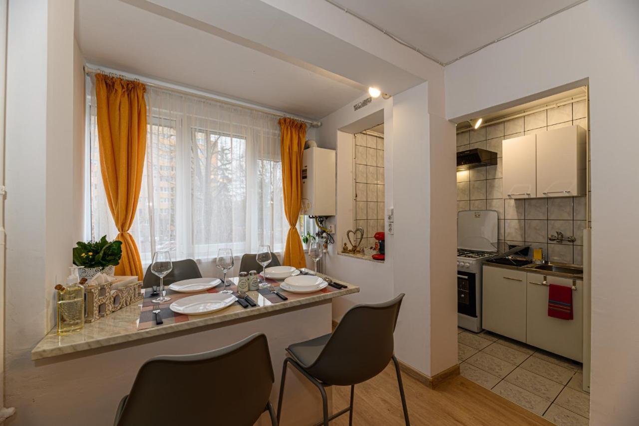 Jad - Family - Studios - Soarelui 8 Braşov Exteriör bild